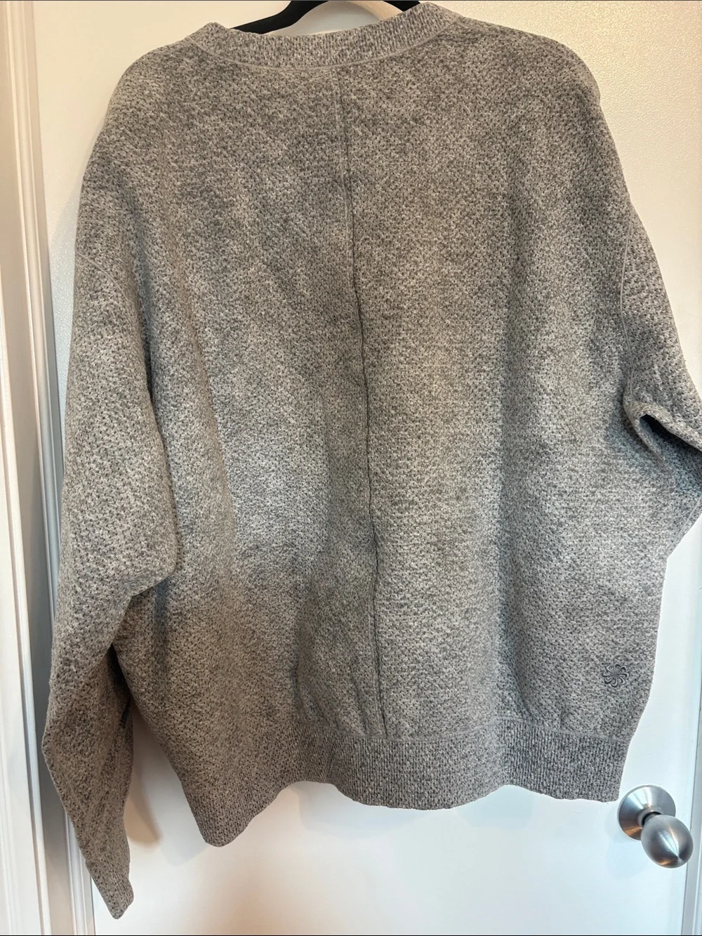 Nike Men’s Teck Pack Therma fit Adv Heather Grey Crewneck Sweatshirt